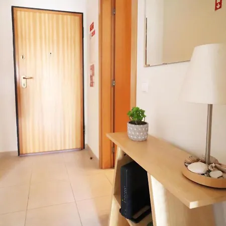 Apartment T1 Flamingo - - 1,5 Km Da *