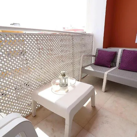 T1 Flamingo - - 1,5 Km Da