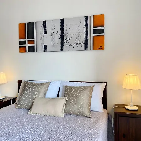 T1 Flamingo - - 1,5 Km Da * Portimão