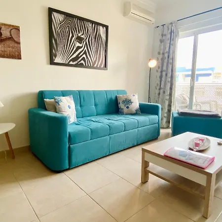 T1 Flamingo - - 1,5 Km Da *